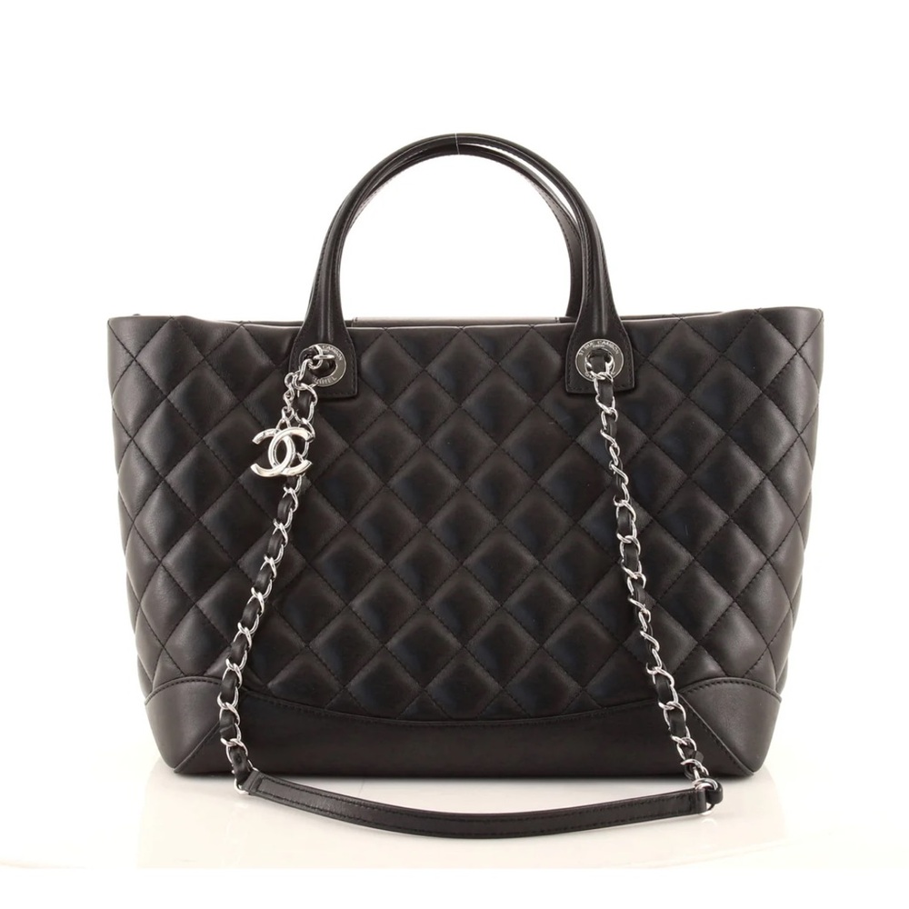 EUC Authenticated EUC Chanel easy shopping Tote